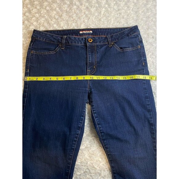 Tommy Hilfiger Womens Size 12 Cropped Jeans Dark Denim 2016 Tag - Picture 10 of 14